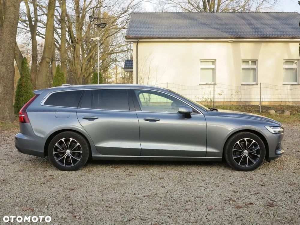 Volvo V60 D3 Momentum - 8