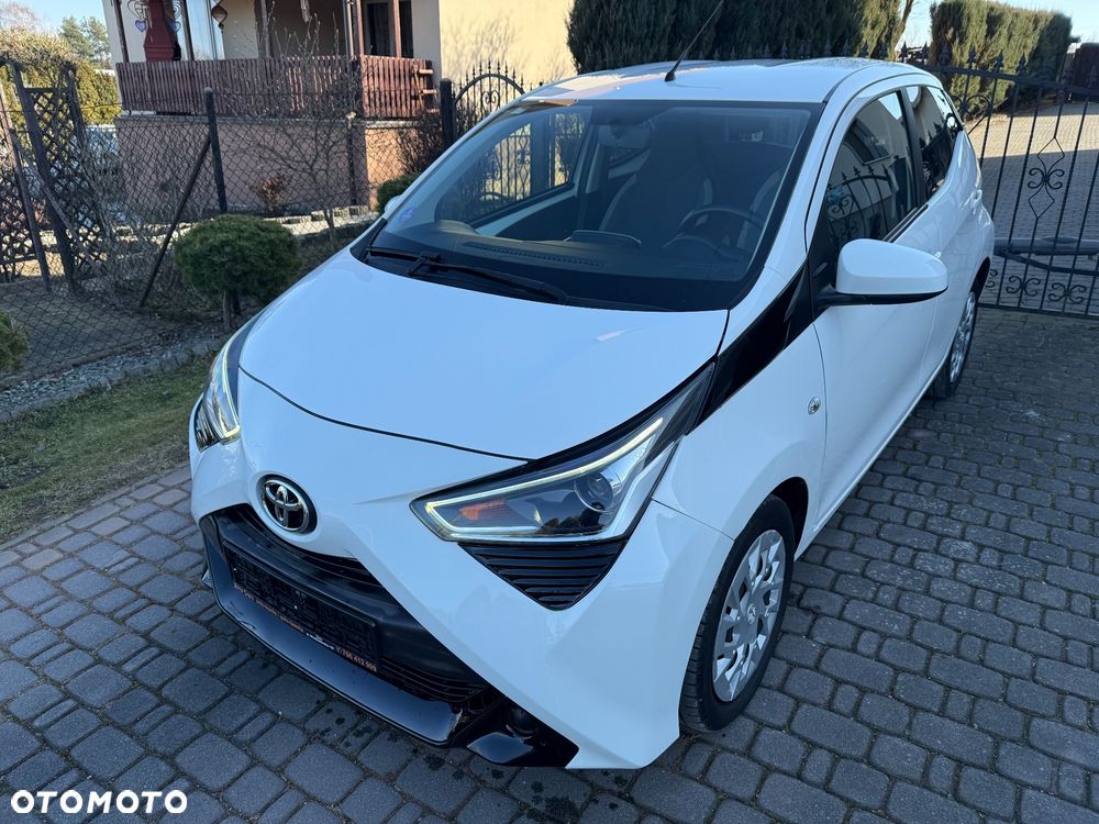 Toyota Aygo x-play connect - 20