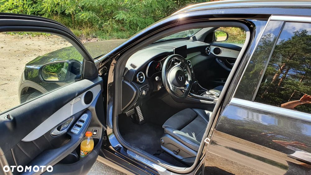 Mercedes-Benz GLC - 6