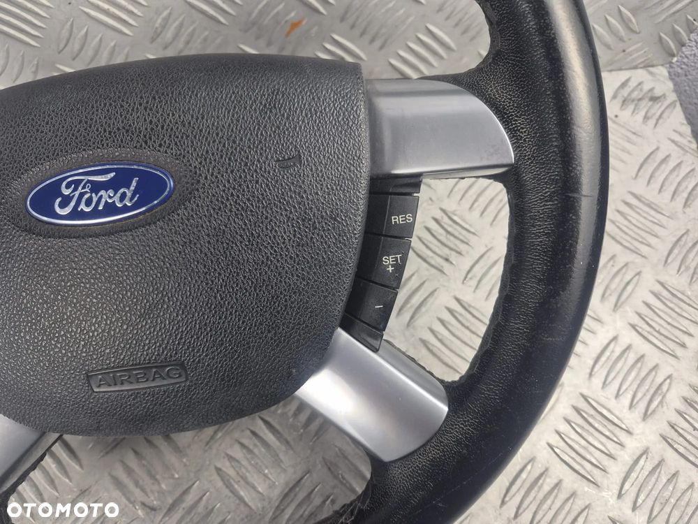 Kierownica Ford Focus MK2 4M513600CLW - 3
