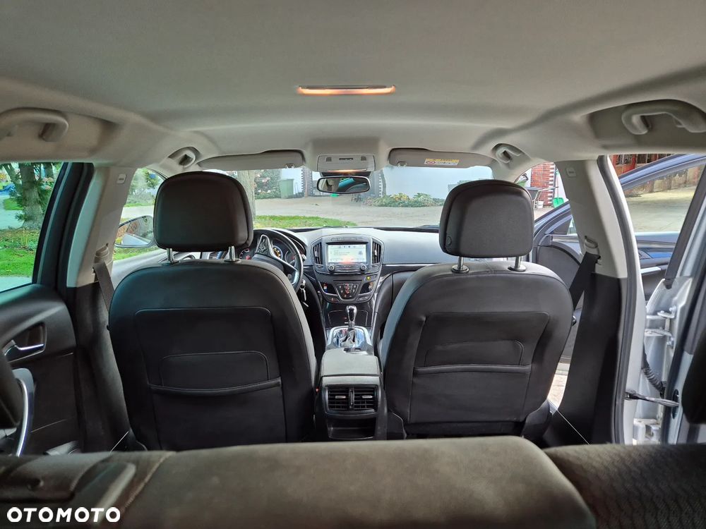 Opel Insignia - 12