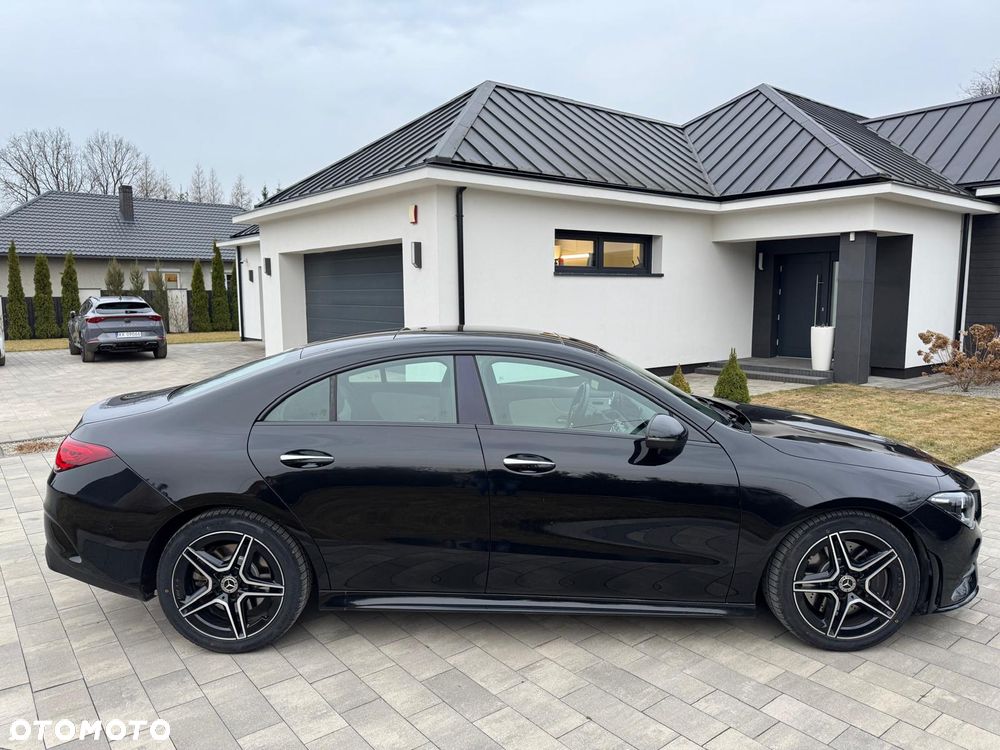 Mercedes-Benz CLA 250 4Matic 7G-DCT AMG Line - 3