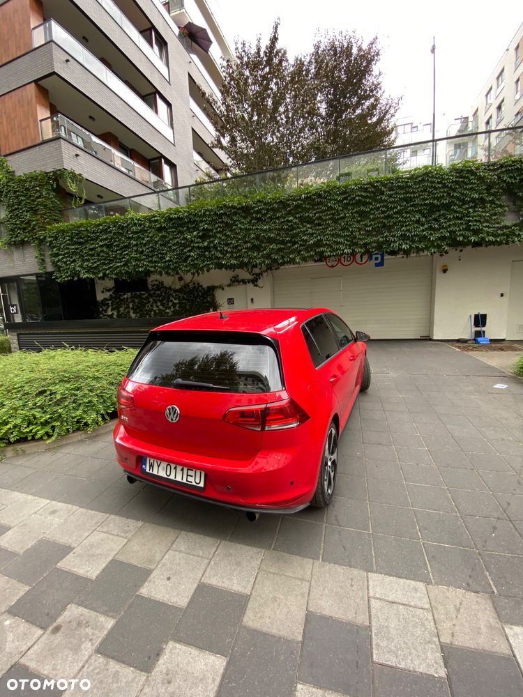 Volkswagen Golf GTI (BlueMotion Technology) DSG - 4