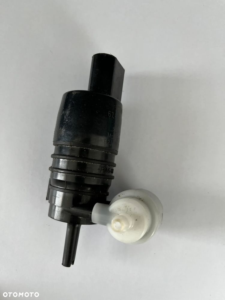 Pompka spryskiwacza  BMW X3 G01 67127388349 - 2