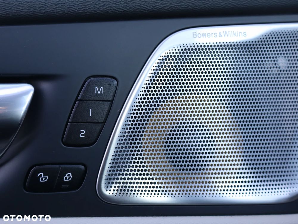 Volvo XC 60 B6 B AWD Inscription - 25