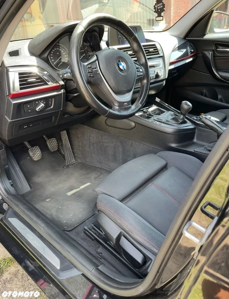 BMW Seria 1 116d Sport Line - 12