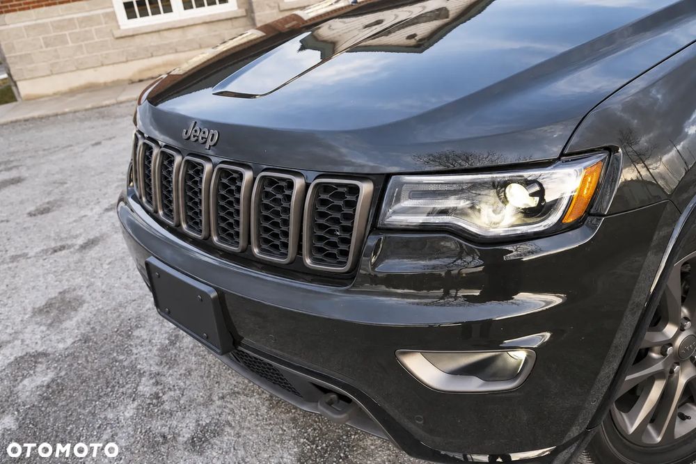 Jeep Grand Cherokee - 9