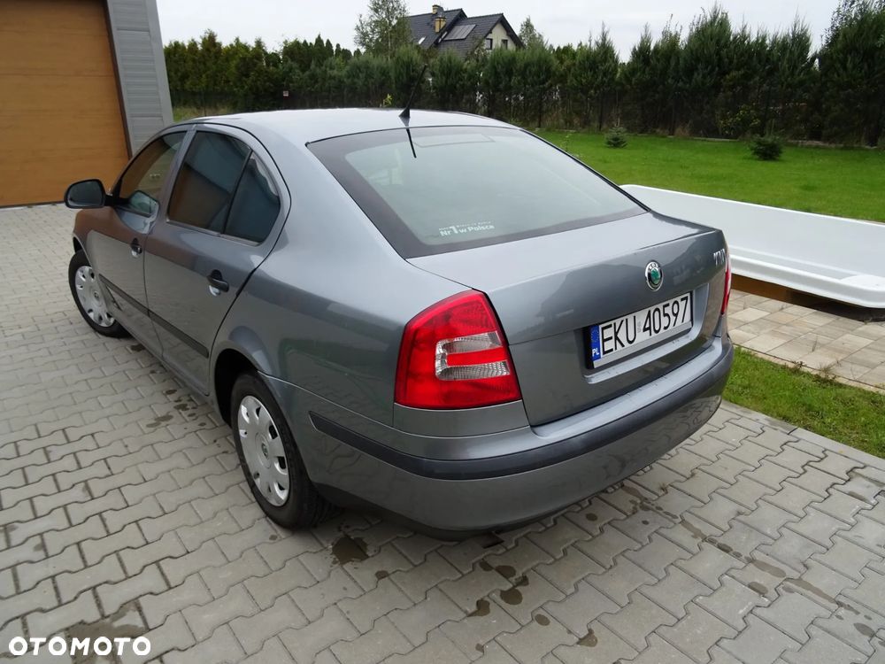 Skoda Octavia 1.6 Ambition - 7