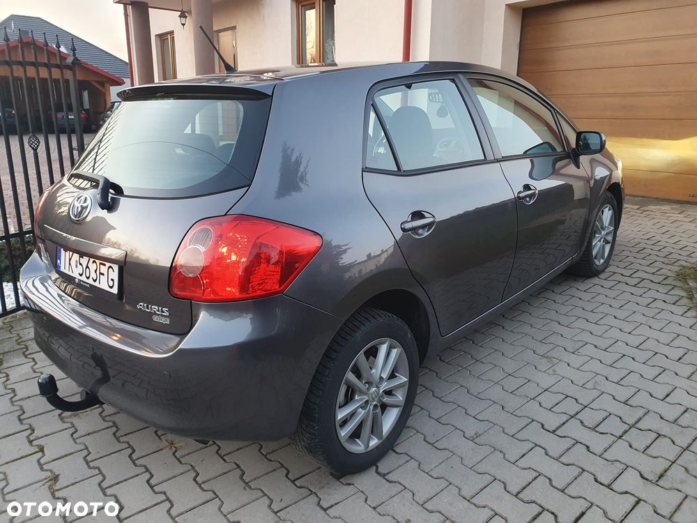 Toyota Auris 2.0 D-4D Edition - 23