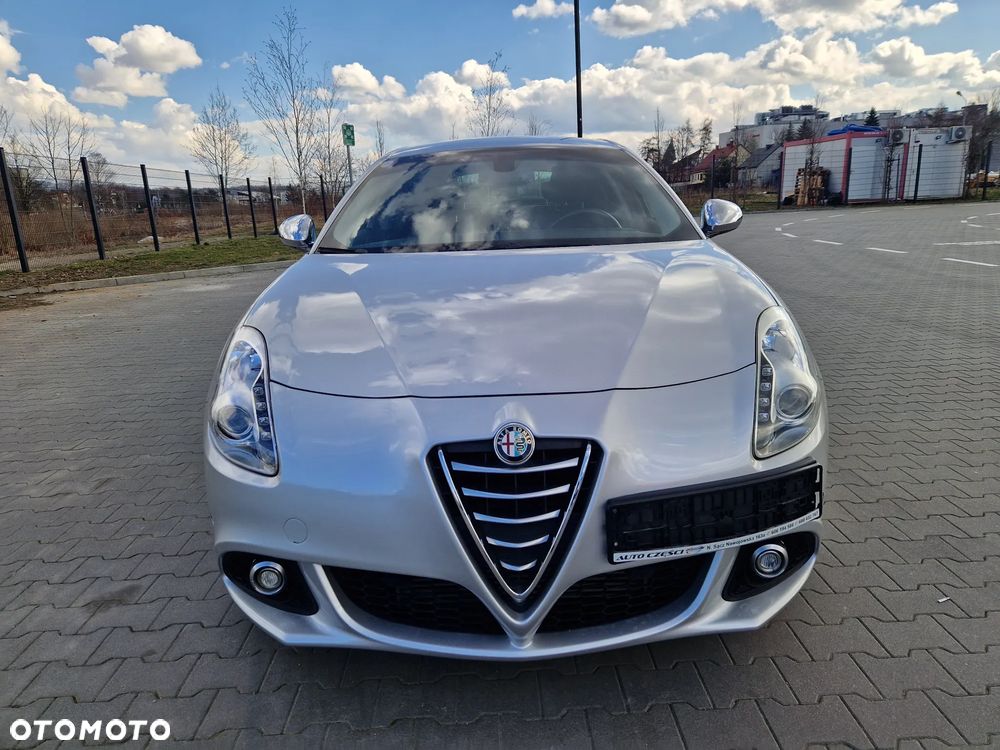 Alfa Romeo Giulietta - 8