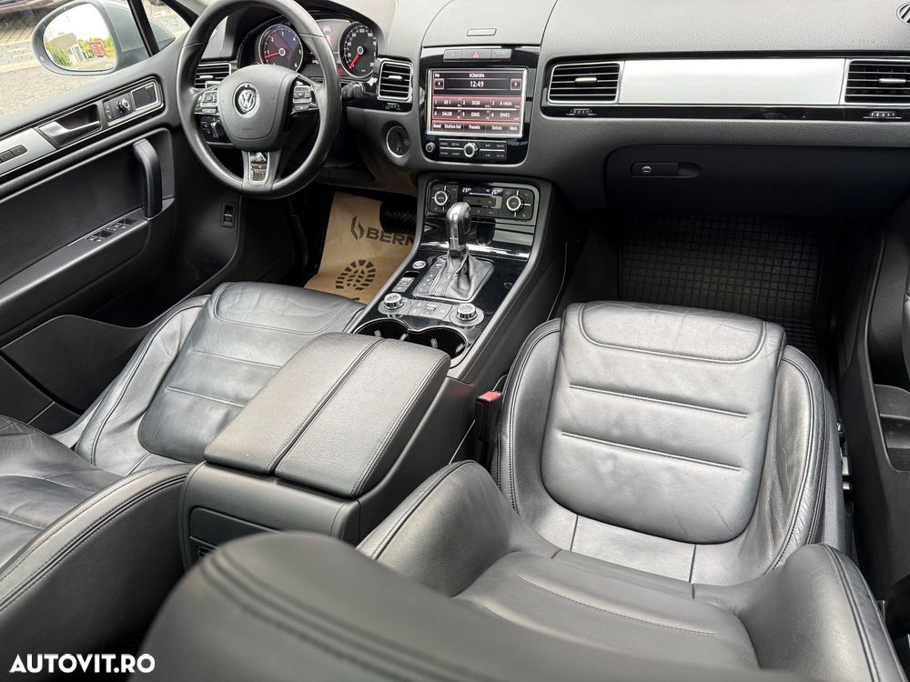 Volkswagen Touareg 3.0 V6 TDI BMT - 3