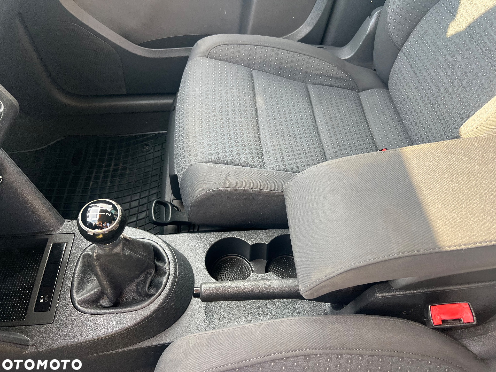 Volkswagen Touran 1.9 TDI Trendline - 33
