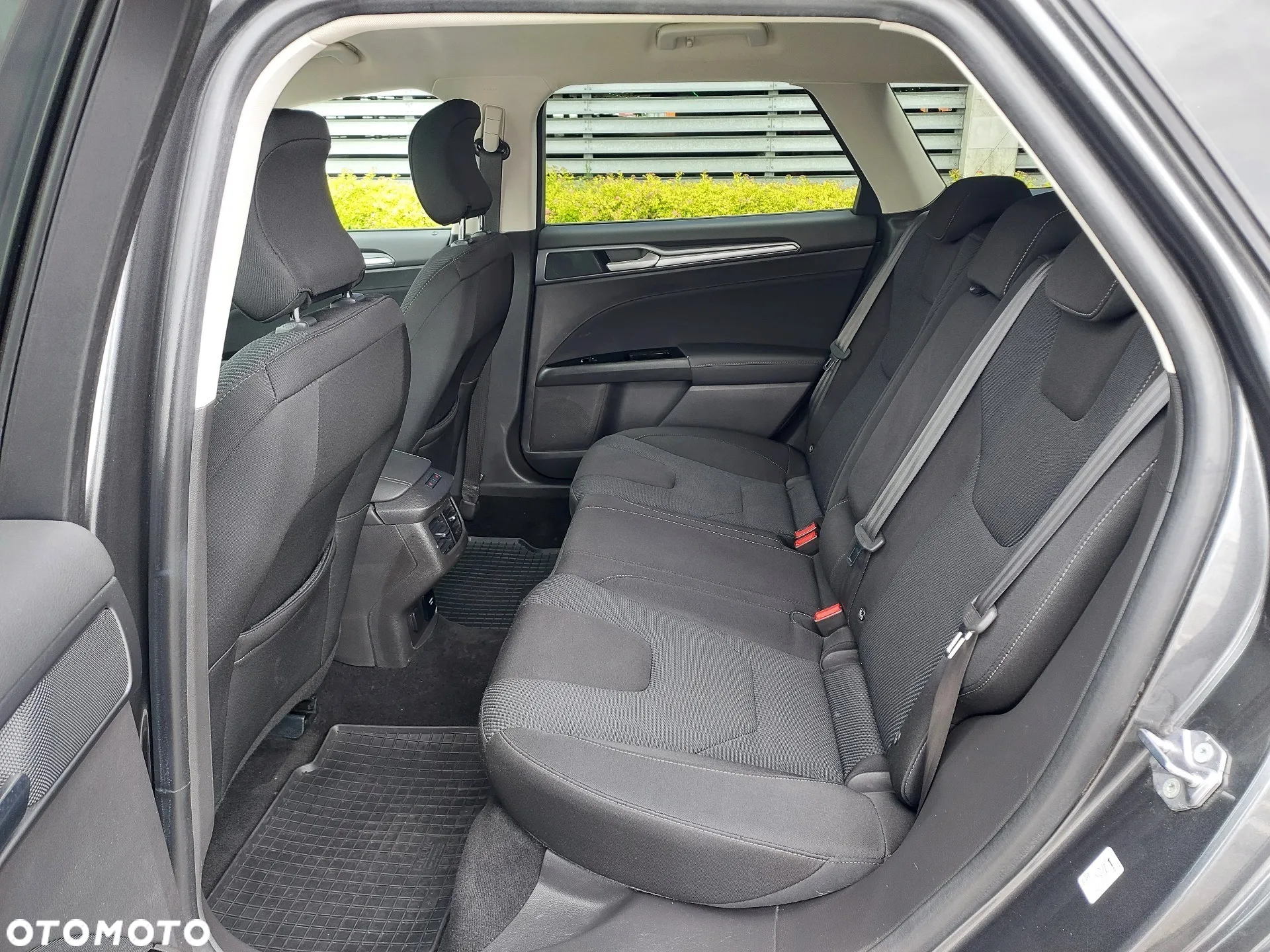 Ford Mondeo 2.0 TDCi Start-Stopp PowerShift-Aut Titanium - 22