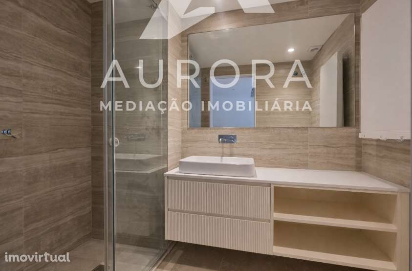 Apartamento T2 último piso - Vista mar - Varanda Sul - 3 Lugares de ga - Grande imagem: 5/15