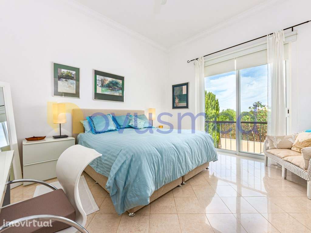 Moradia Térrea T4 com Piscina Aquecida e Garagem no Algarve - Perto... - Grande imagem: 3/60