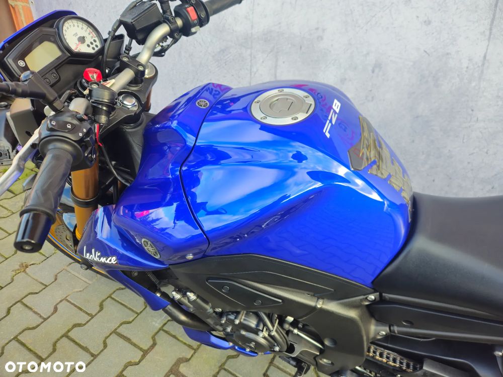 Yamaha FZ8 - 17