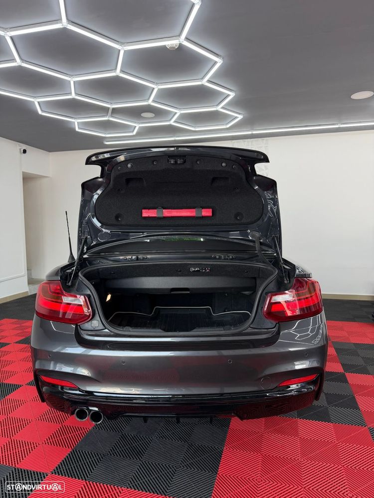 BMW 220 d Cabrio Pack M Auto - 26