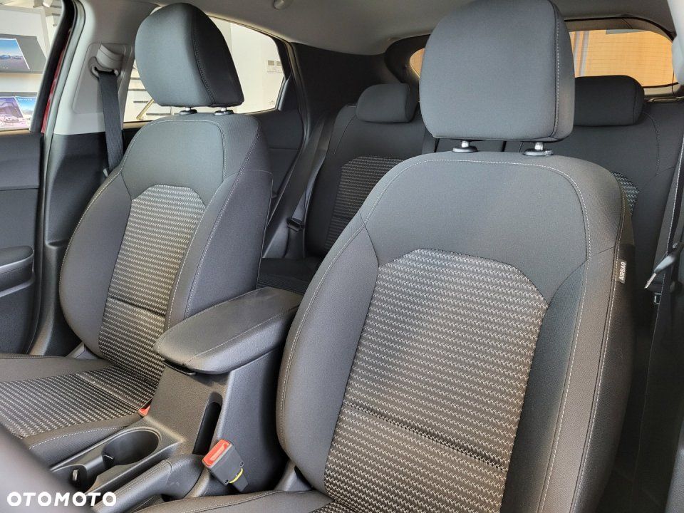 Kia XCeed - 10
