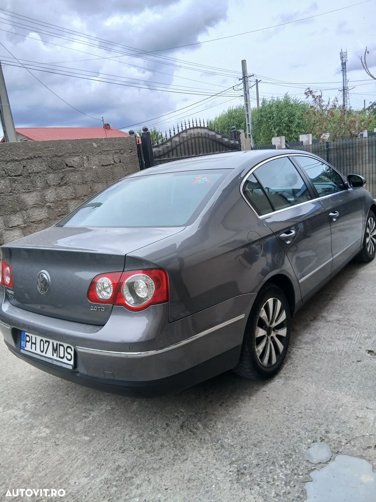 Volkswagen Passat 2.0 TDI 4Motion Comfortline - 6