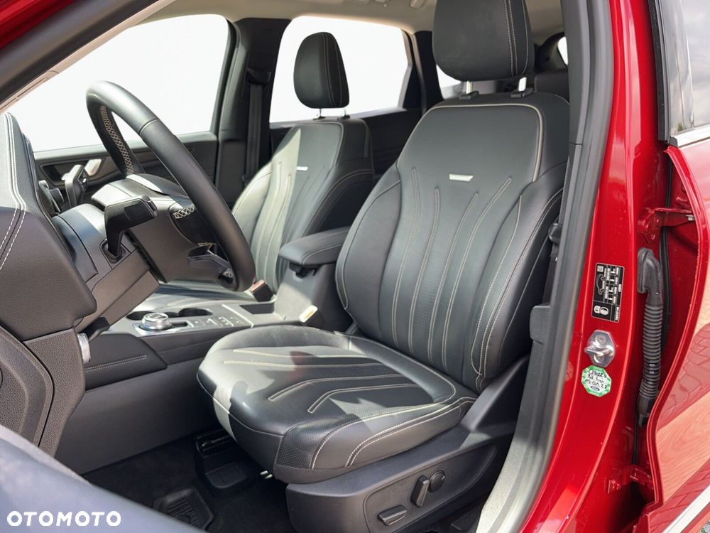 Ford Kuga - 17