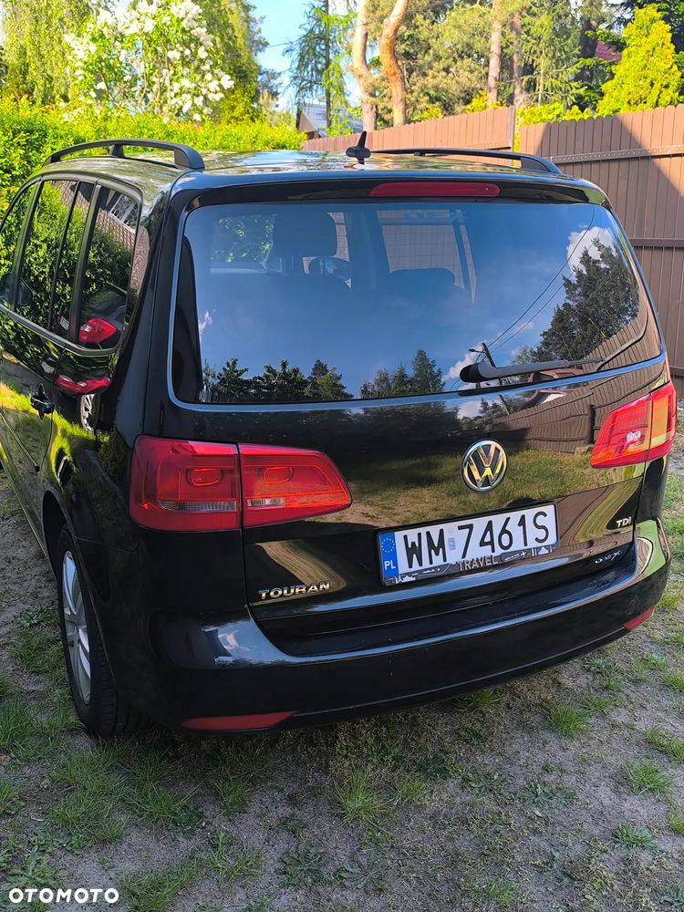 Volkswagen Touran - 17