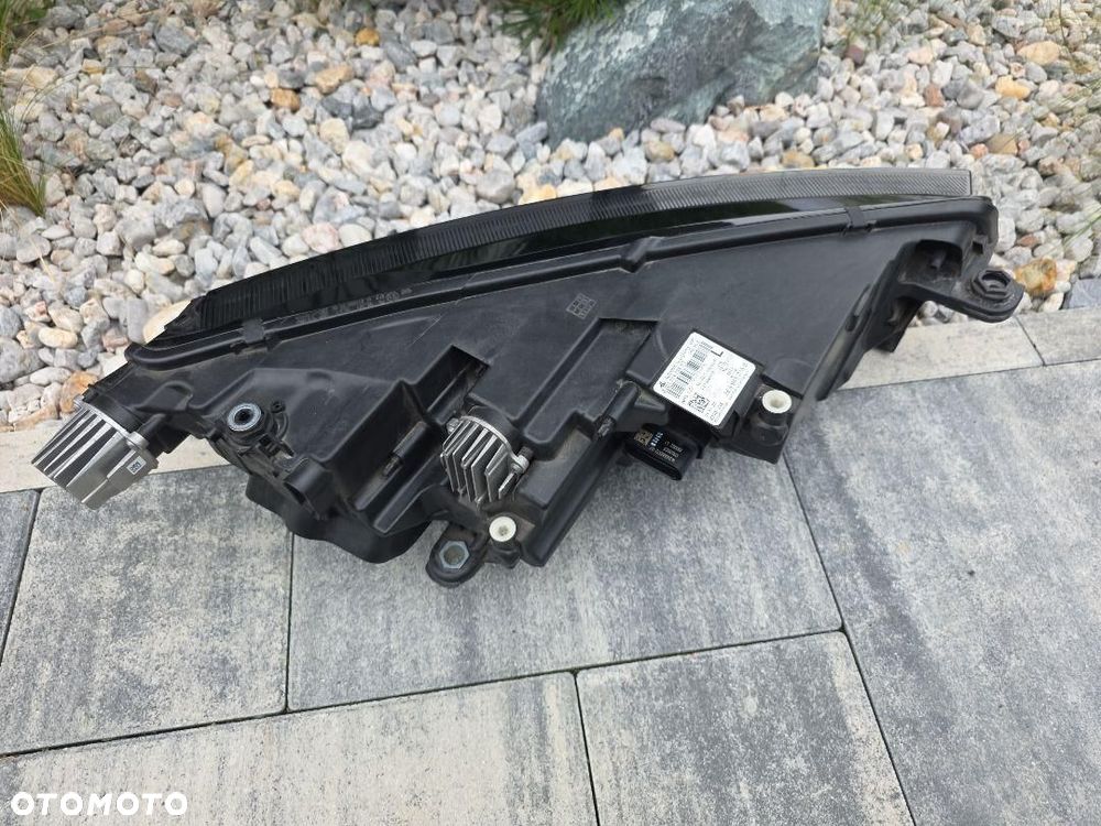 SKODA OCTAVIA 4 IV 5E4 Lampa prawa Kompletna Full Led Matrix 5E4941015B - 9