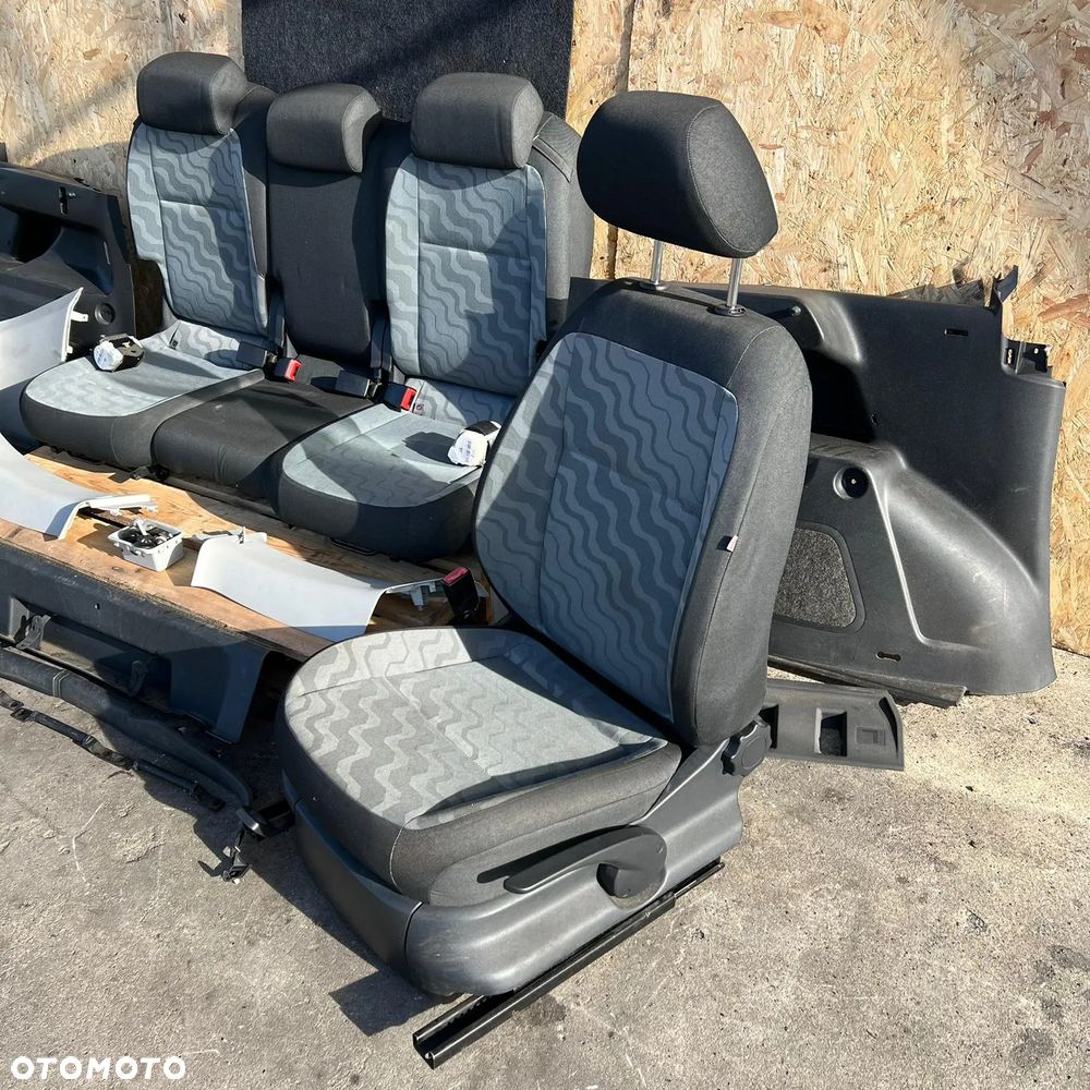 Skoda Roomster/ Praktik Fotel/ Fotele/ Kanapa/ PRZEDŁADKA DO VANA - 8