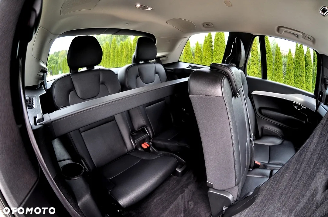 Volvo XC 90 D4 FWD Momentum 7os - 24