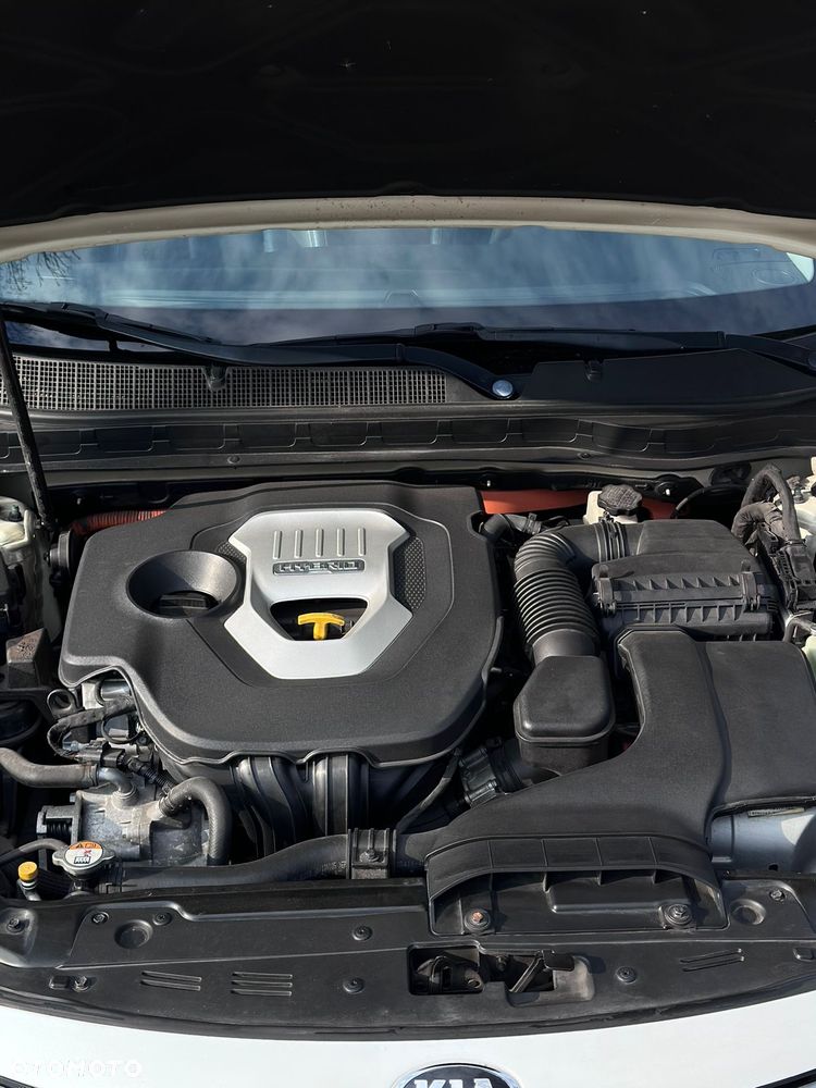 Kia Optima - 8
