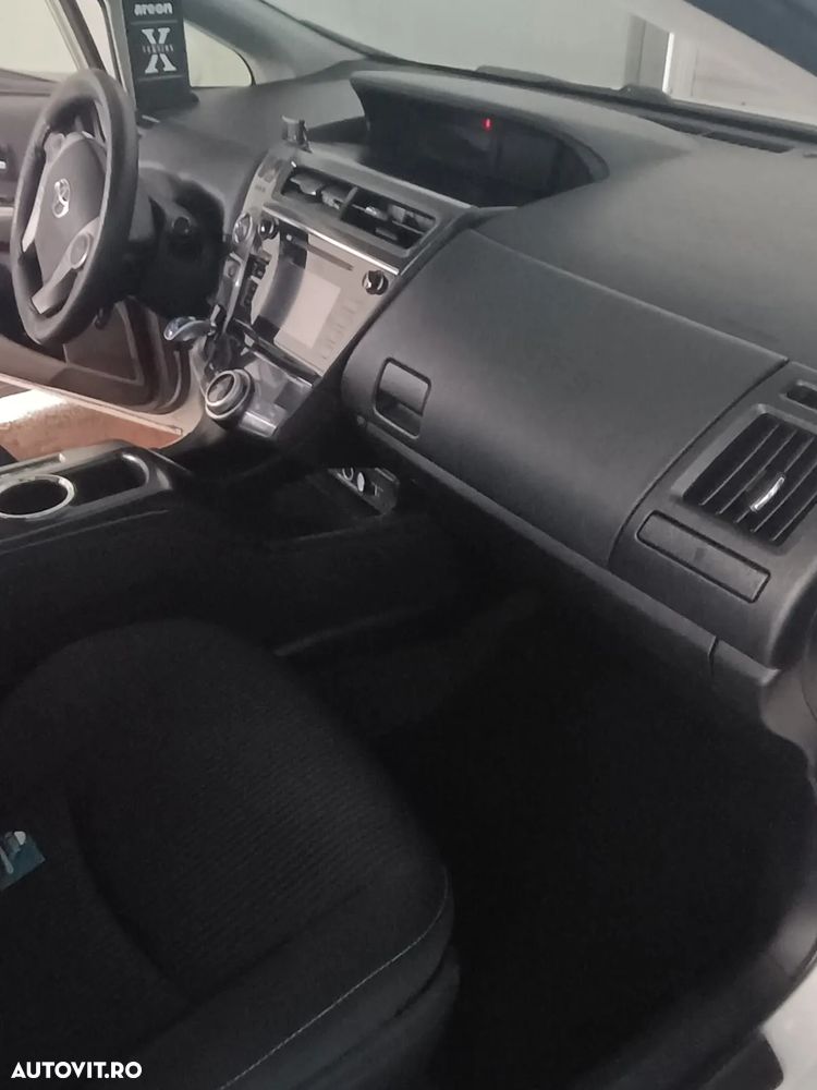 Toyota Prius+ (Hybrid) Comfort - 7