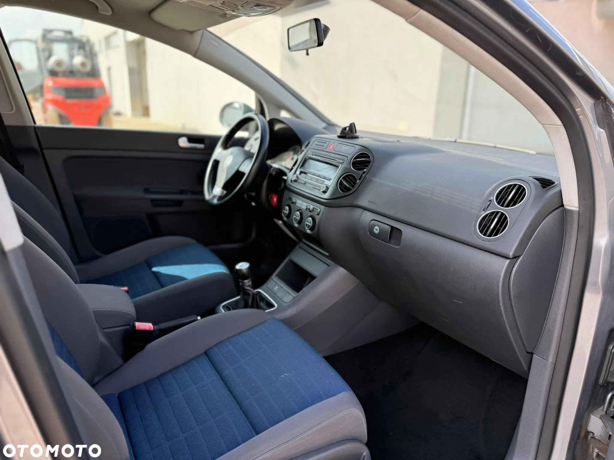 Volkswagen Golf Plus 2.0 TDI Comfortline - 11