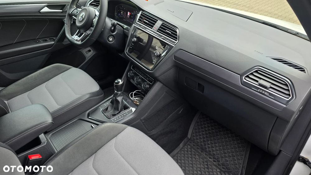 Volkswagen Tiguan 2.0 TDI SCR R-Line - 13