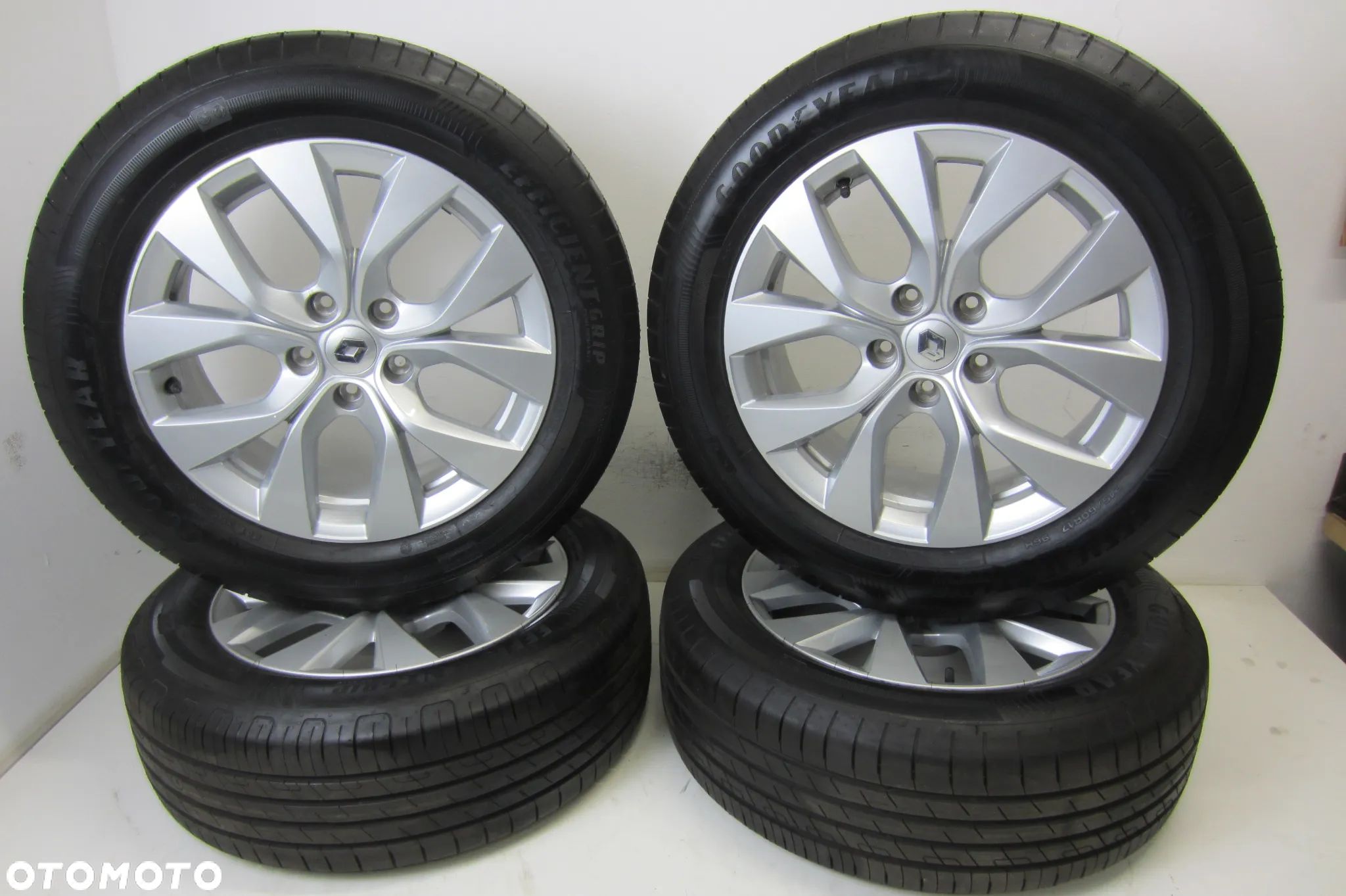Felgi koła Aluminiowe  17 DACIA DUSTER RENAULT CAPTUR II ARCANA KADJAR KOLEOS ORYGINAŁ 215/60 R17 - 1