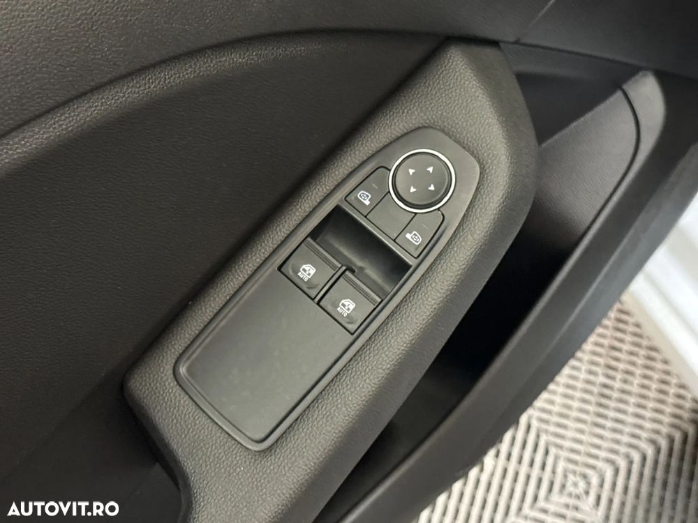 Renault Clio - 13