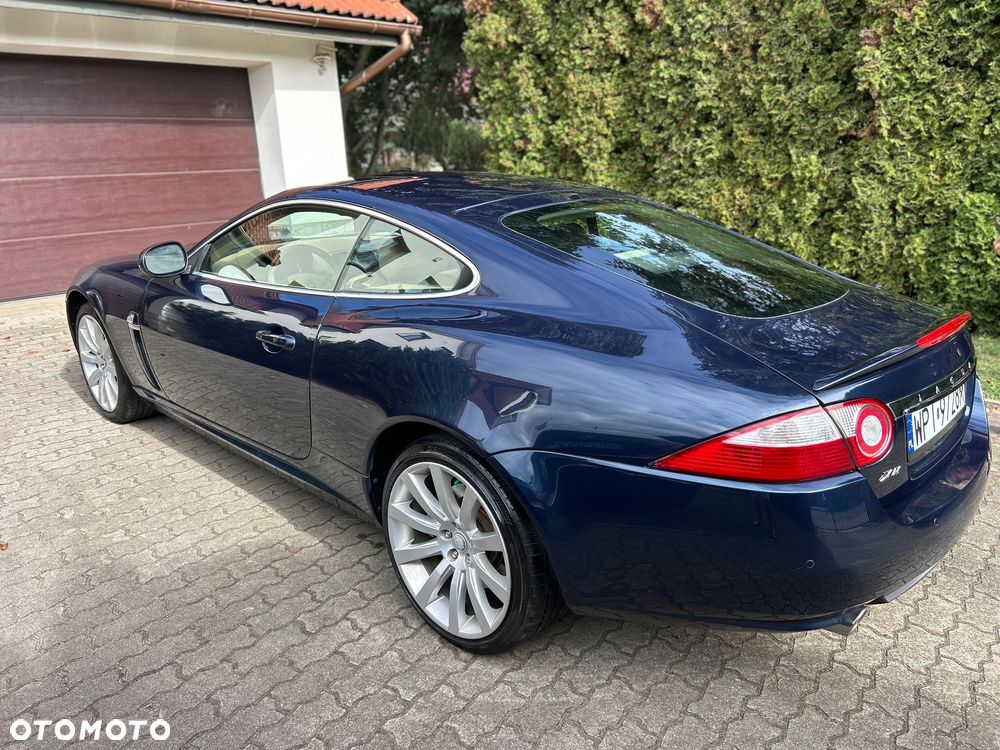 Jaguar XK - 5