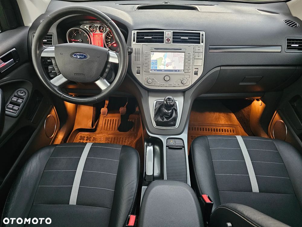 Ford Kuga 2.0 TDCi Titanium S - 9