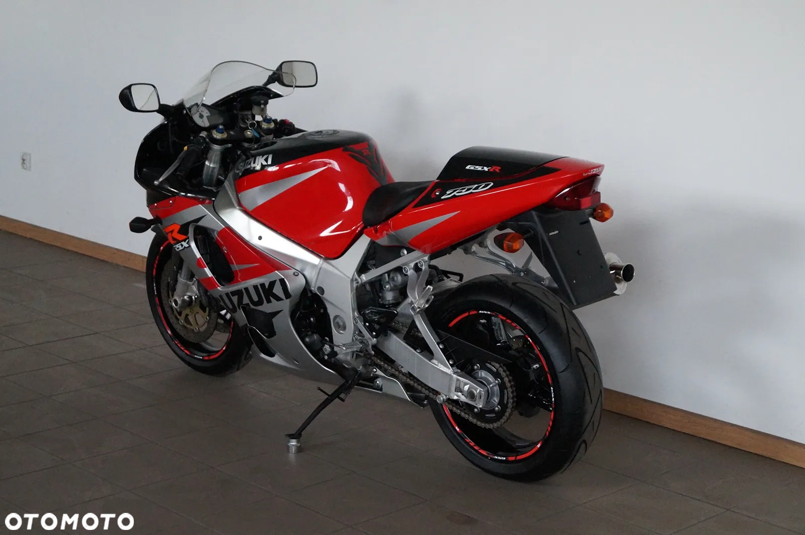 Suzuki GSX-R - 10