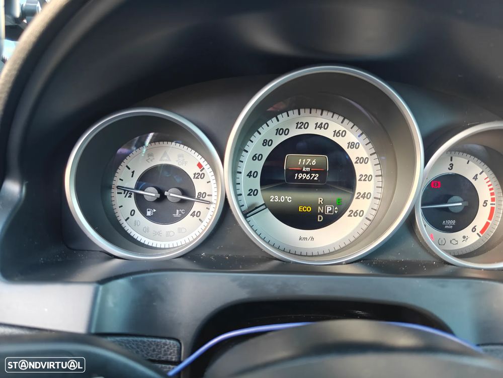 Mercedes-Benz E 220 CDi BlueEfficiency Auto - 6