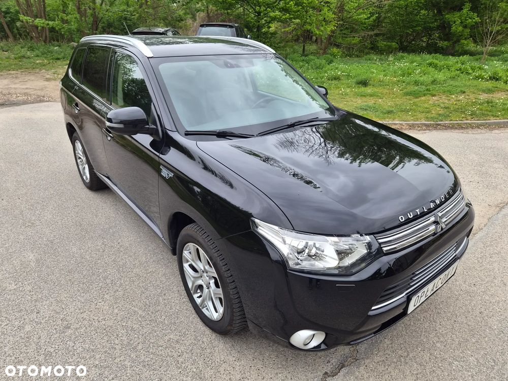 Mitsubishi Outlander - 14