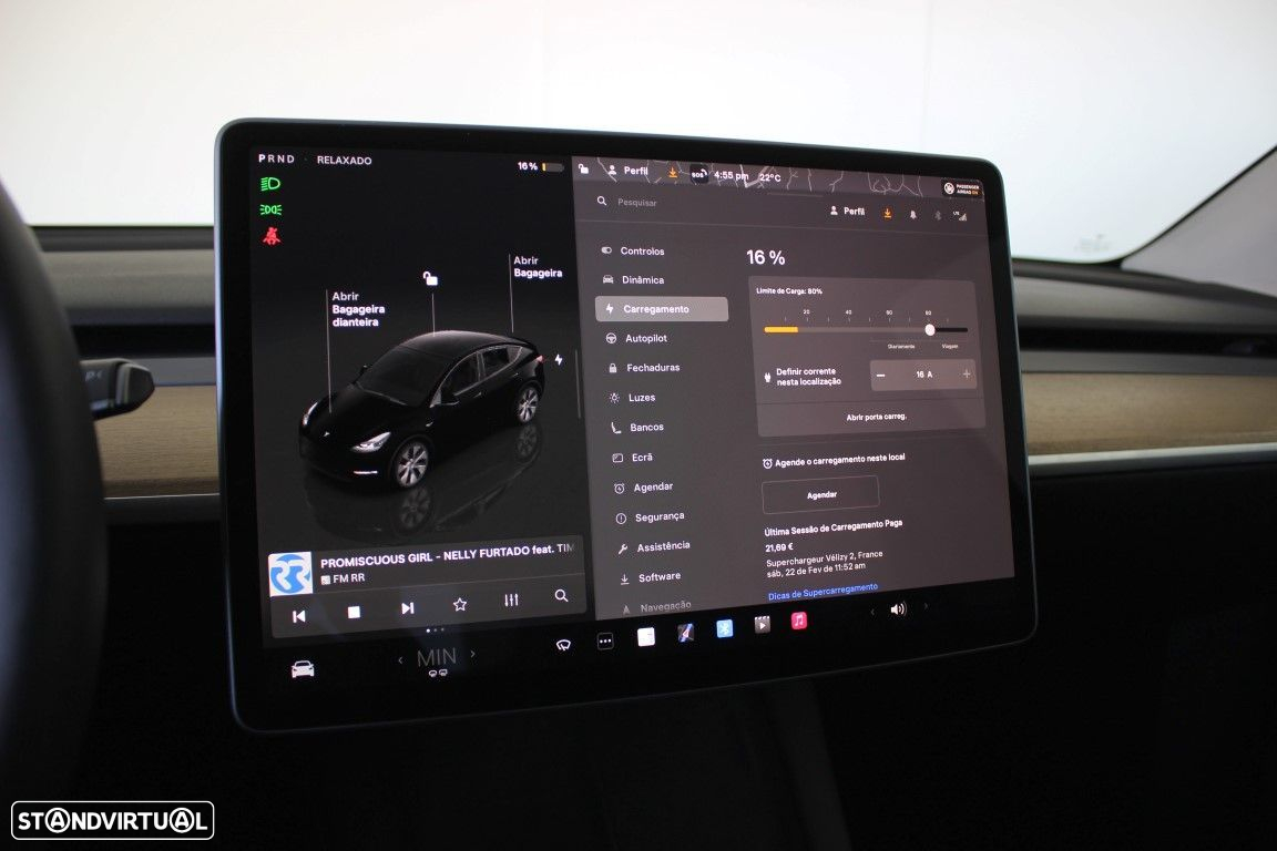 Tesla Model Y - 29