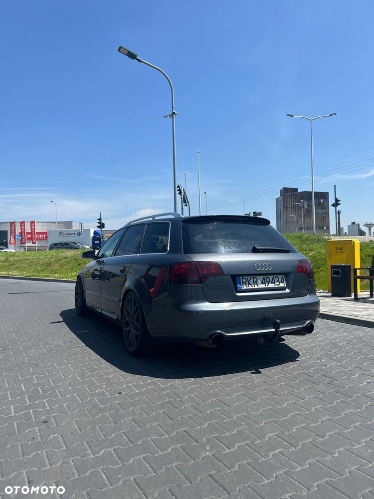 Audi A4 Avant 2.0 T FSI quattro tiptronic - 4