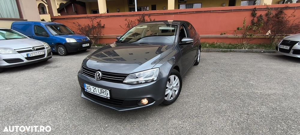 Volkswagen Jetta 1.2 TSI BlueMotion Technology Life - 1