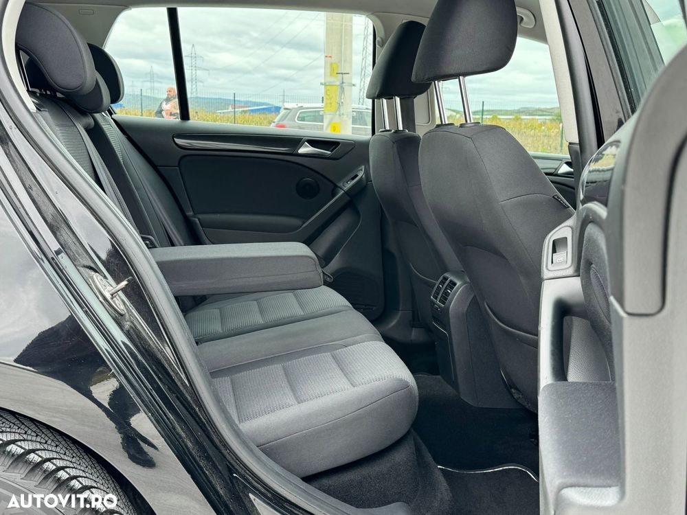 Volkswagen Golf 1.2 TSI BMT Comfortline - 12
