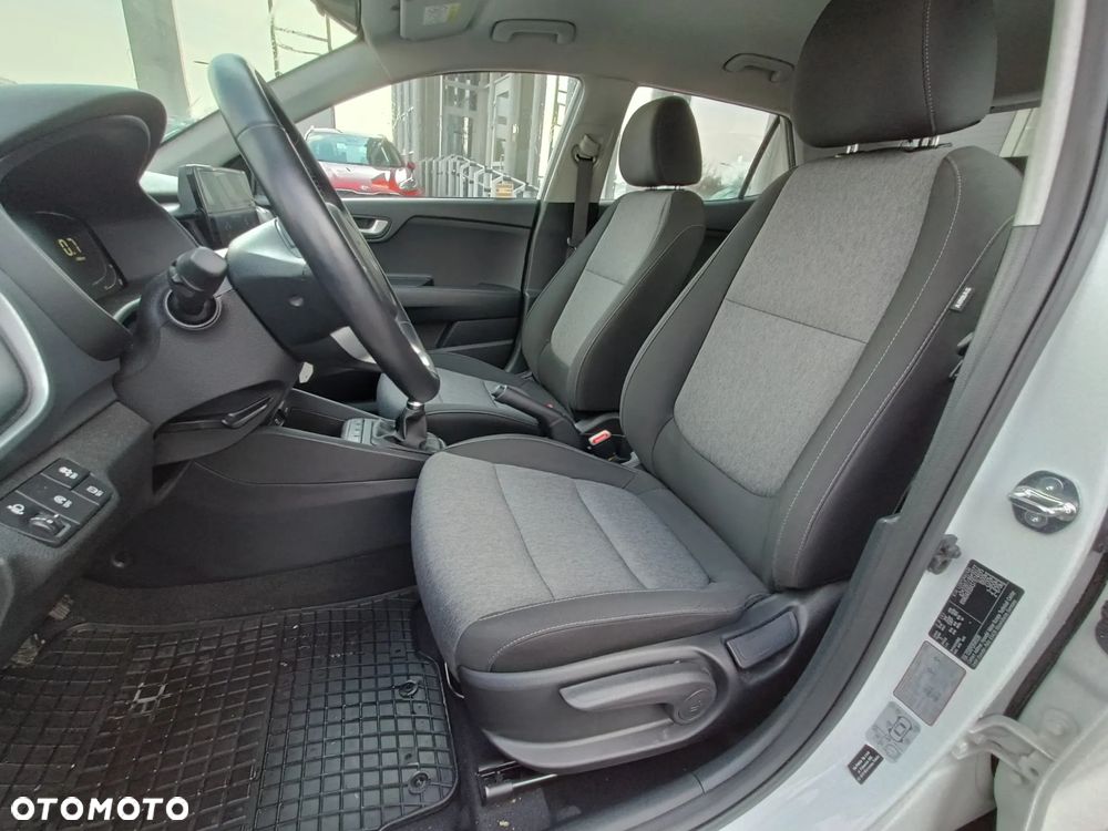 Kia Stonic 1.2 M - 9