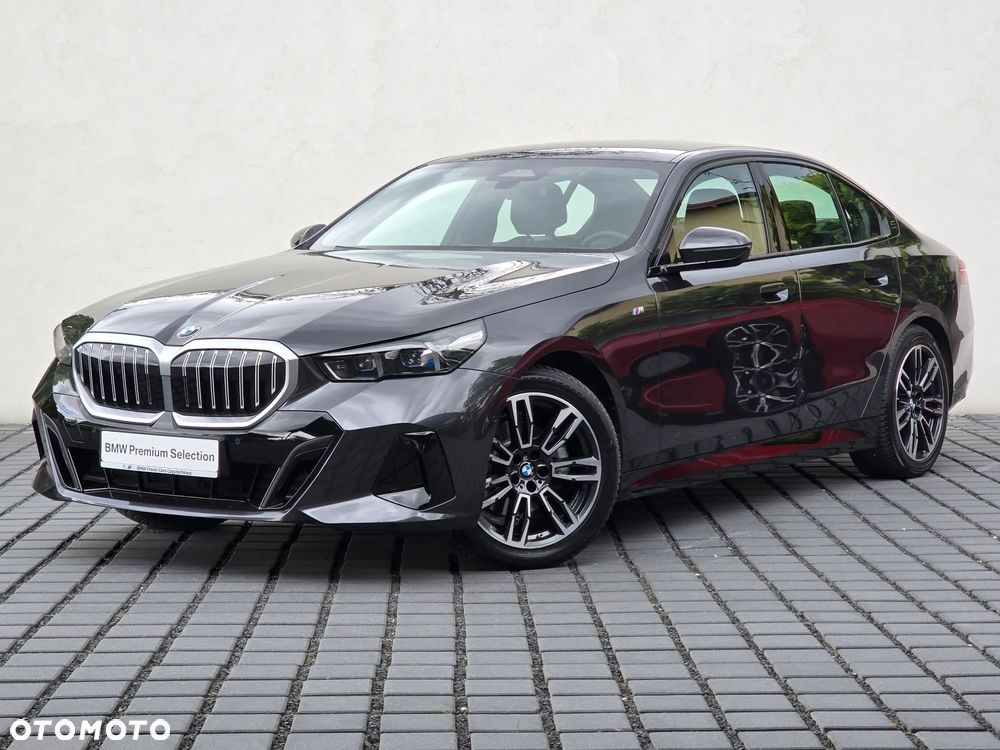 BMW Seria 5 520d xDrive mHEV M Sport - 1