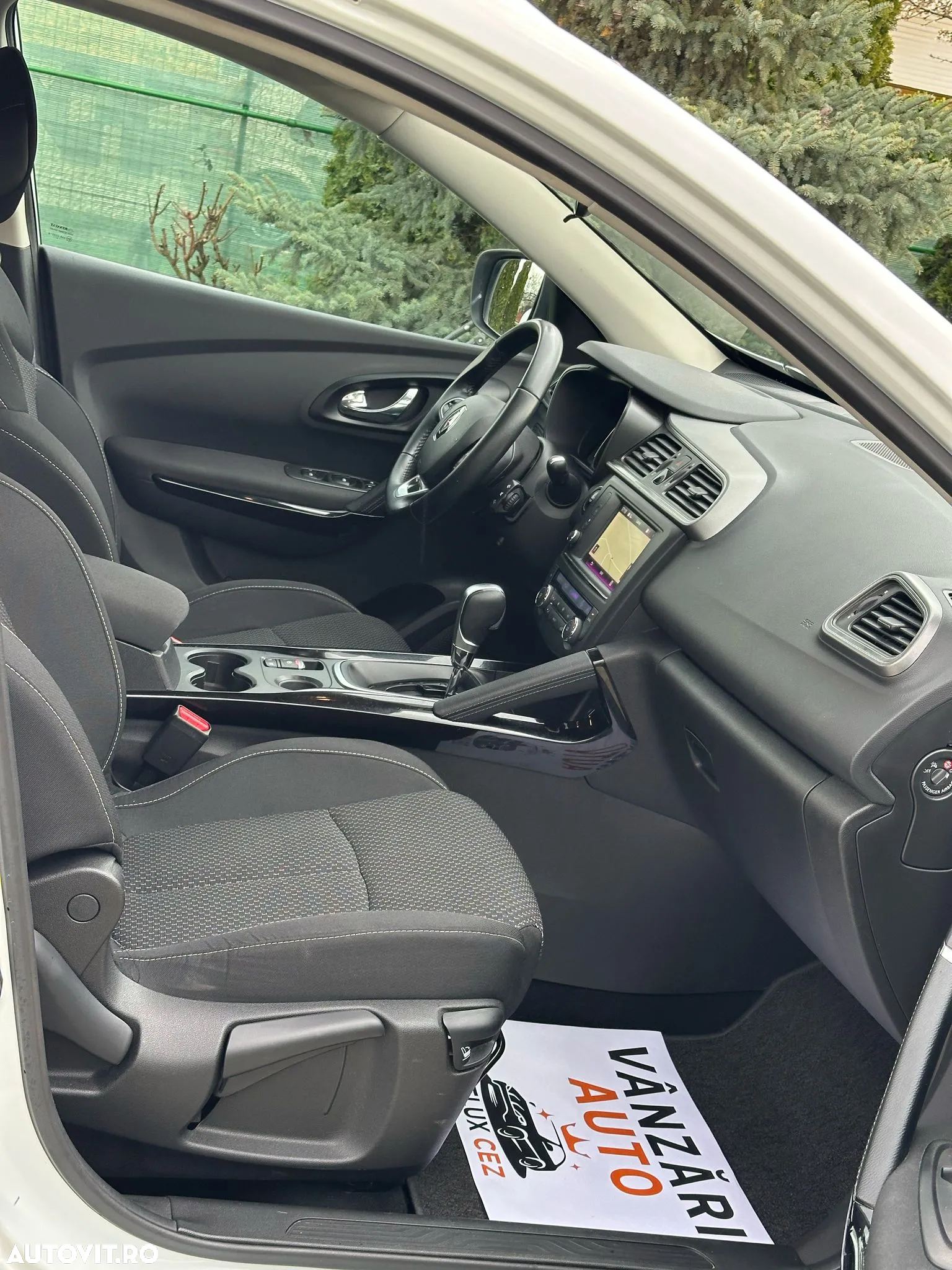 Renault Kadjar Energy dCi 110 EDC Business - 10