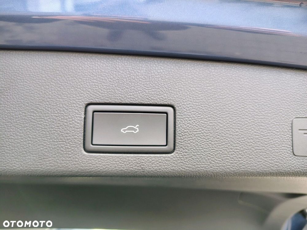 Volkswagen Golf Variant - 13