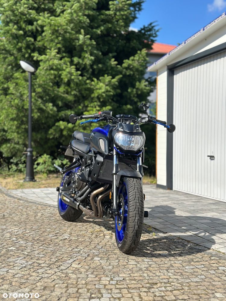 Yamaha MT - 9