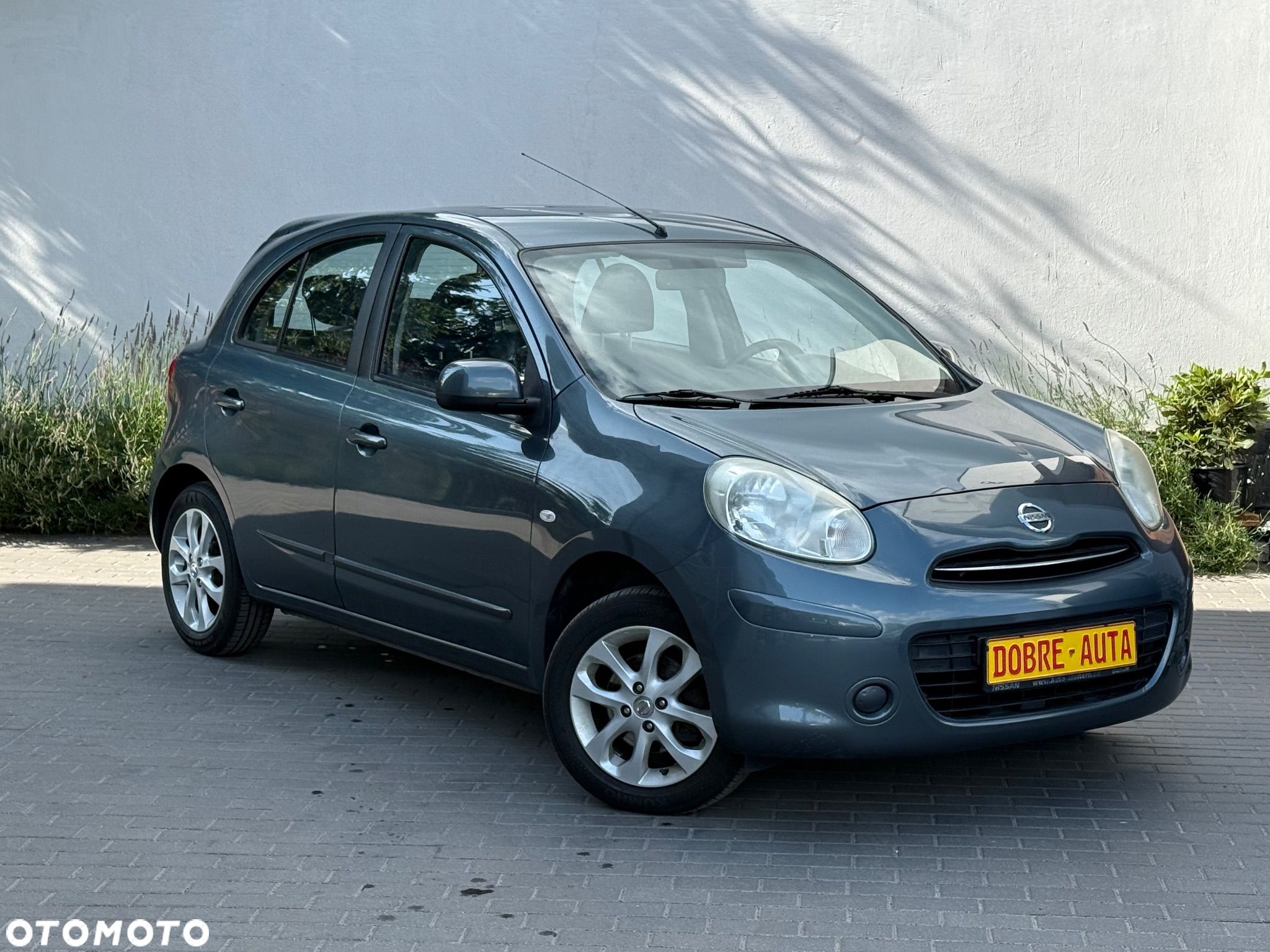 Nissan Micra 1.2 Visia - 1