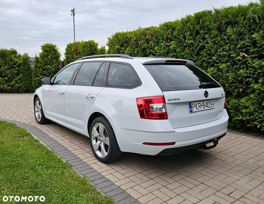 Skoda Octavia 2.0 TDI 4x4 Clever - 9